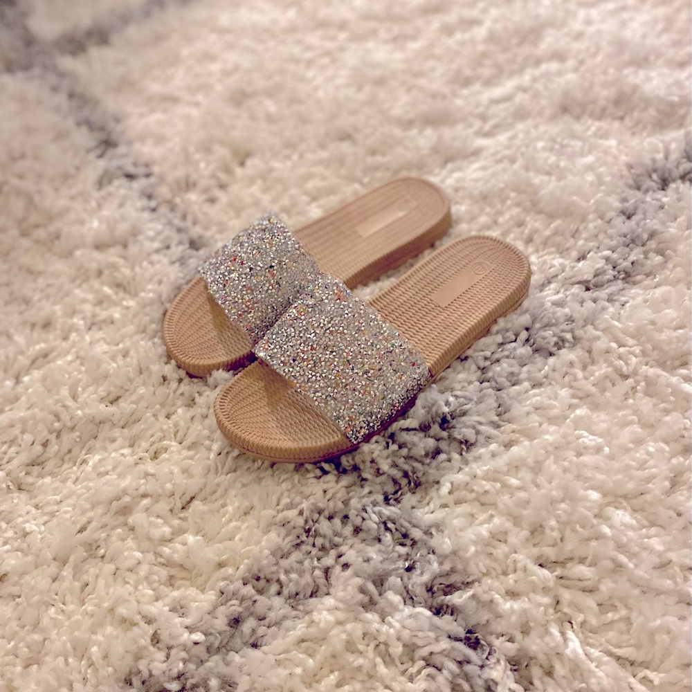 Womens Sparkly Sandals!
